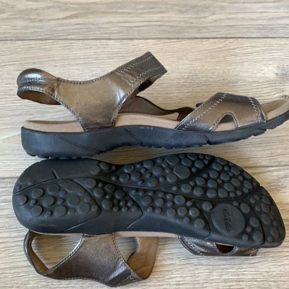 Taos Leather Desire Sandals Size 10 - Picture 5 of 10